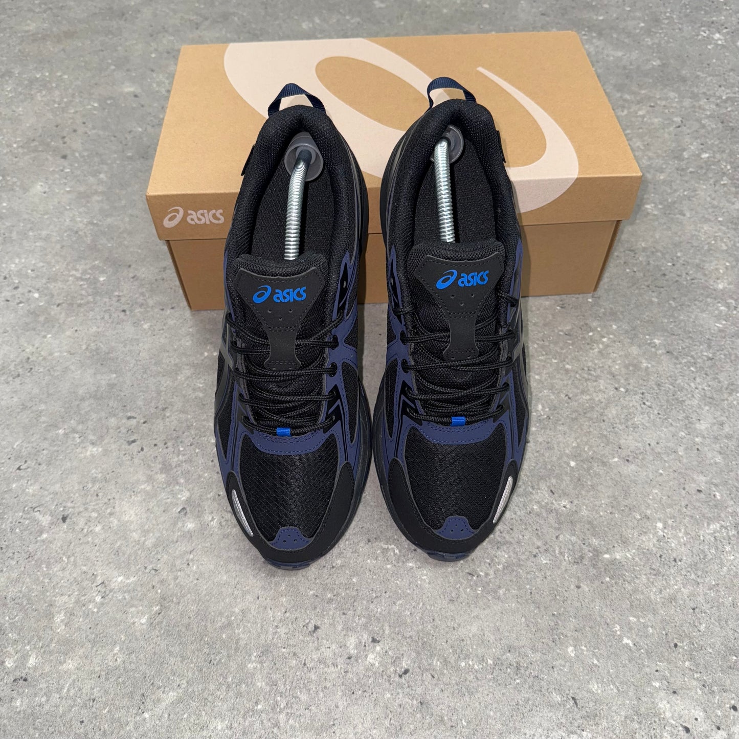 ASICS GEL VENTURE 6 - BLACK / ILLUSION BLUE