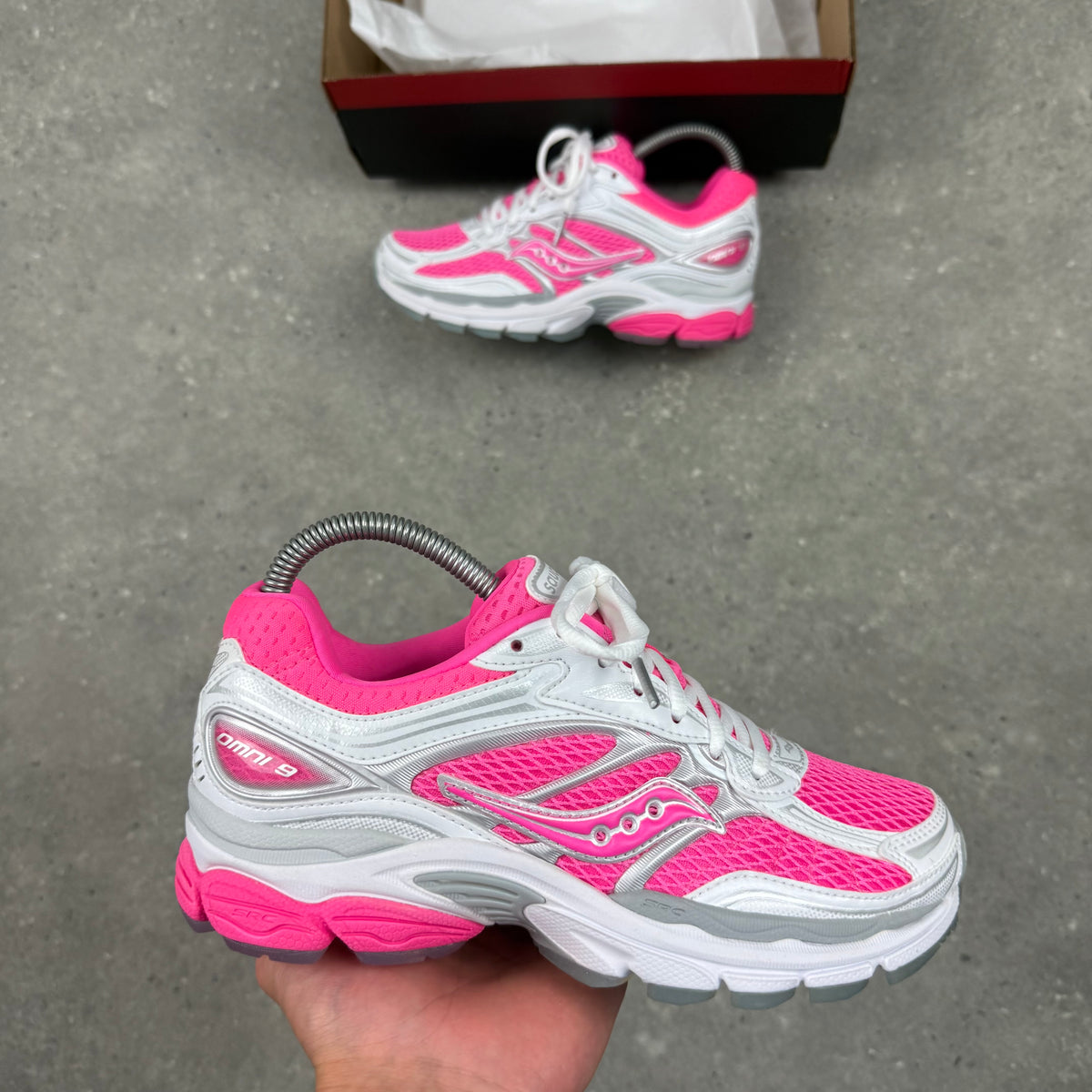 SAUCONY OMNI PRO GRID 9 - PINK