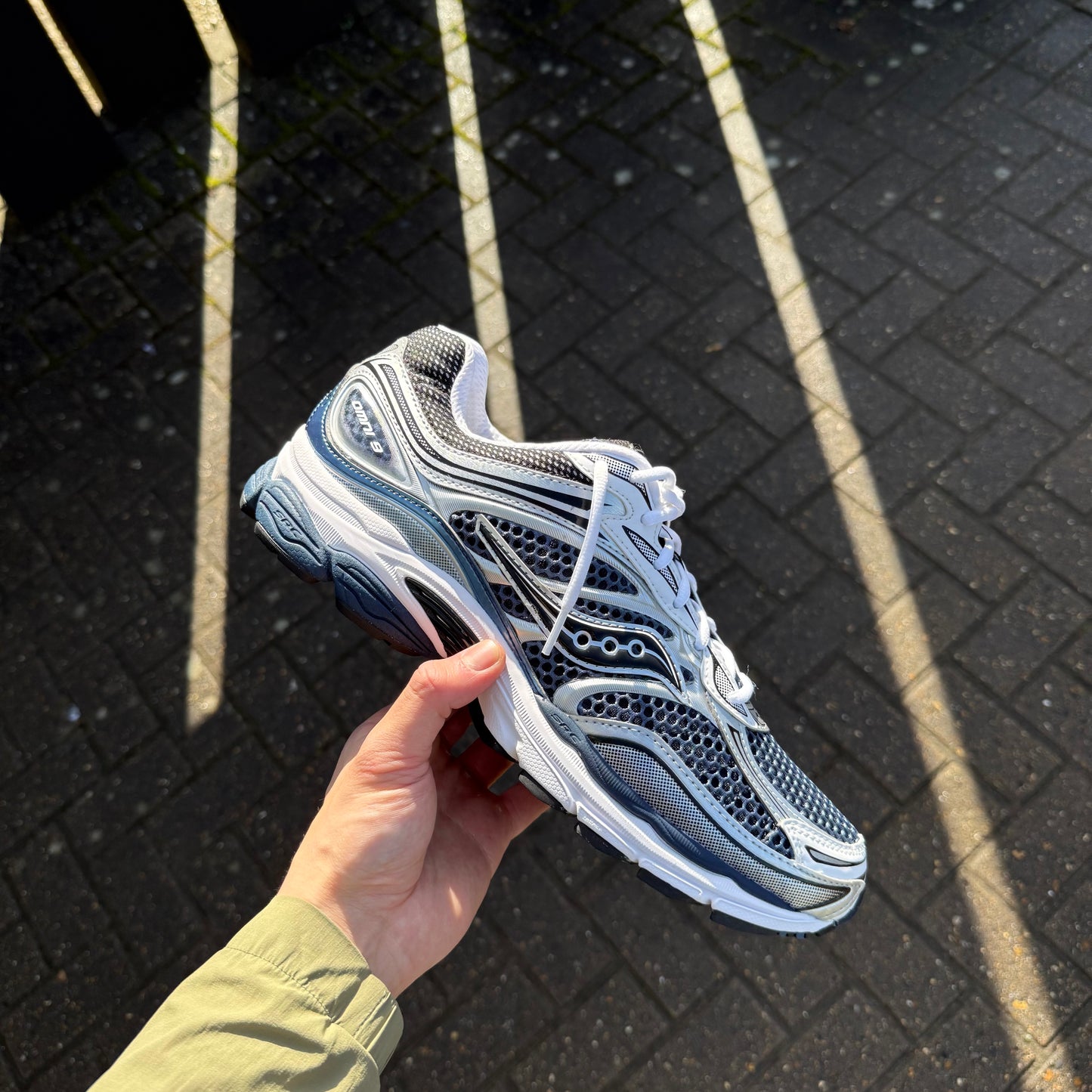 SAUCONY OMNI PRO GRID 9 - DEEP NAVY