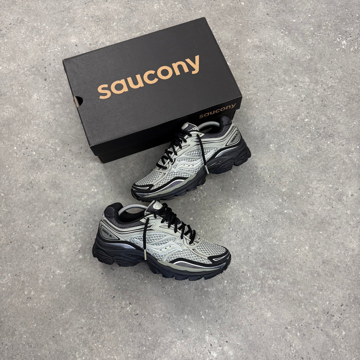SAUCONY OMNI PRO GRID 9 - SAGE / BLACK