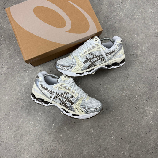 ASICS GEL KAYANO 14 - WHITE / IVORY