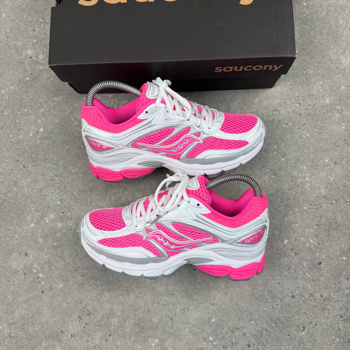 SAUCONY OMNI PRO GRID 9 - PINK