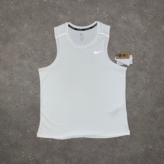 NIKE MILER VEST - WHITE
